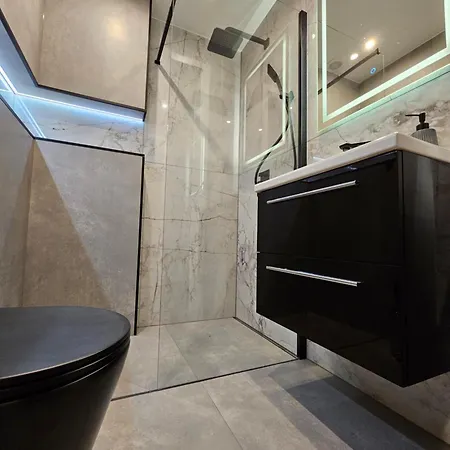 Apartment Slowik Debina 25