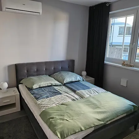 Slowik Debina 25 * Debina (Ustka)