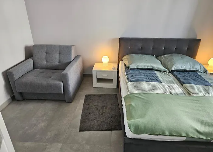 Slowik Debina 25 Apartmán *