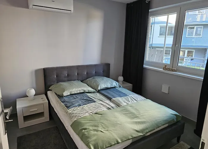 Slowik Debina 25 * Debina (Ustka)